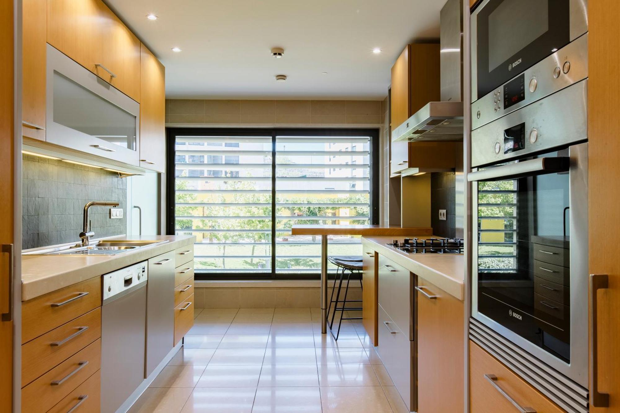 Apartment Garden Mills